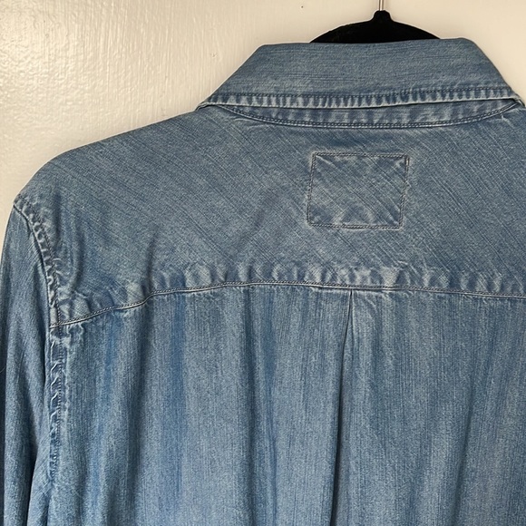 Women’s Rails Tencil Chambray Button Down - sz M - Picture 5 of 5